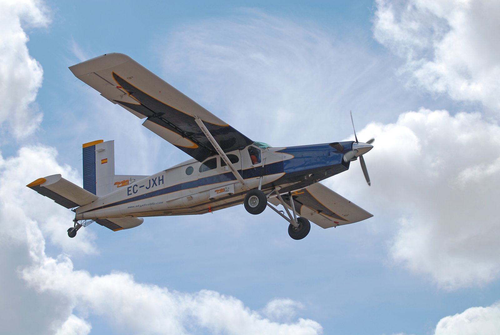 Pilatus Aircraft Ltd. PC-6 Porter — utility transport