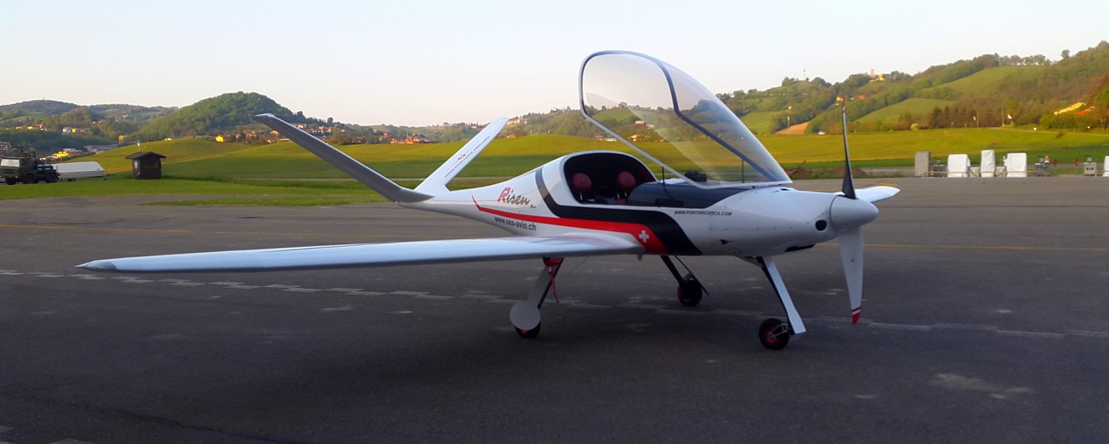 Swiss Excellence Airplanes Risen — general aviation