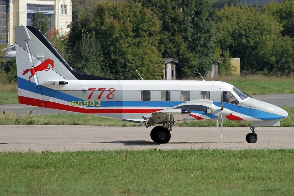Technoavia Rysachok — regional transport