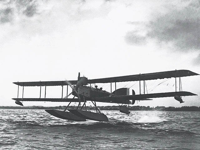Short Brothers Short Type 184 — bomber