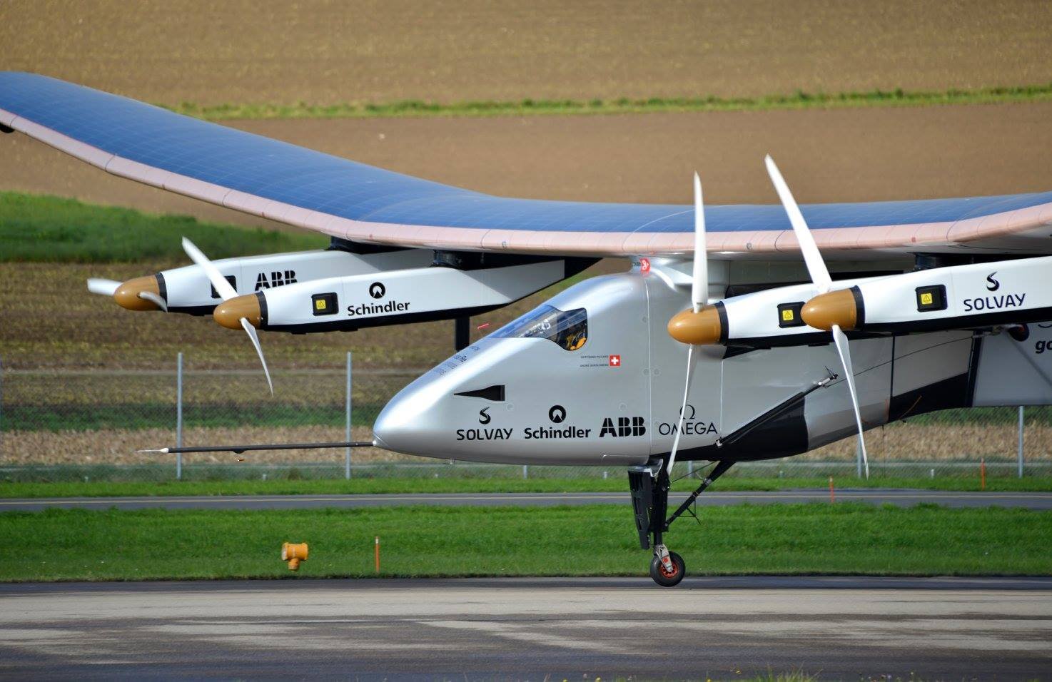 Solar Impulse Project 2 — experimental/demonstration