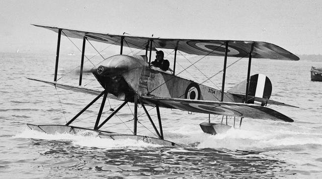 Sopwith Aviation Company Sopwith Tabloid — fighter