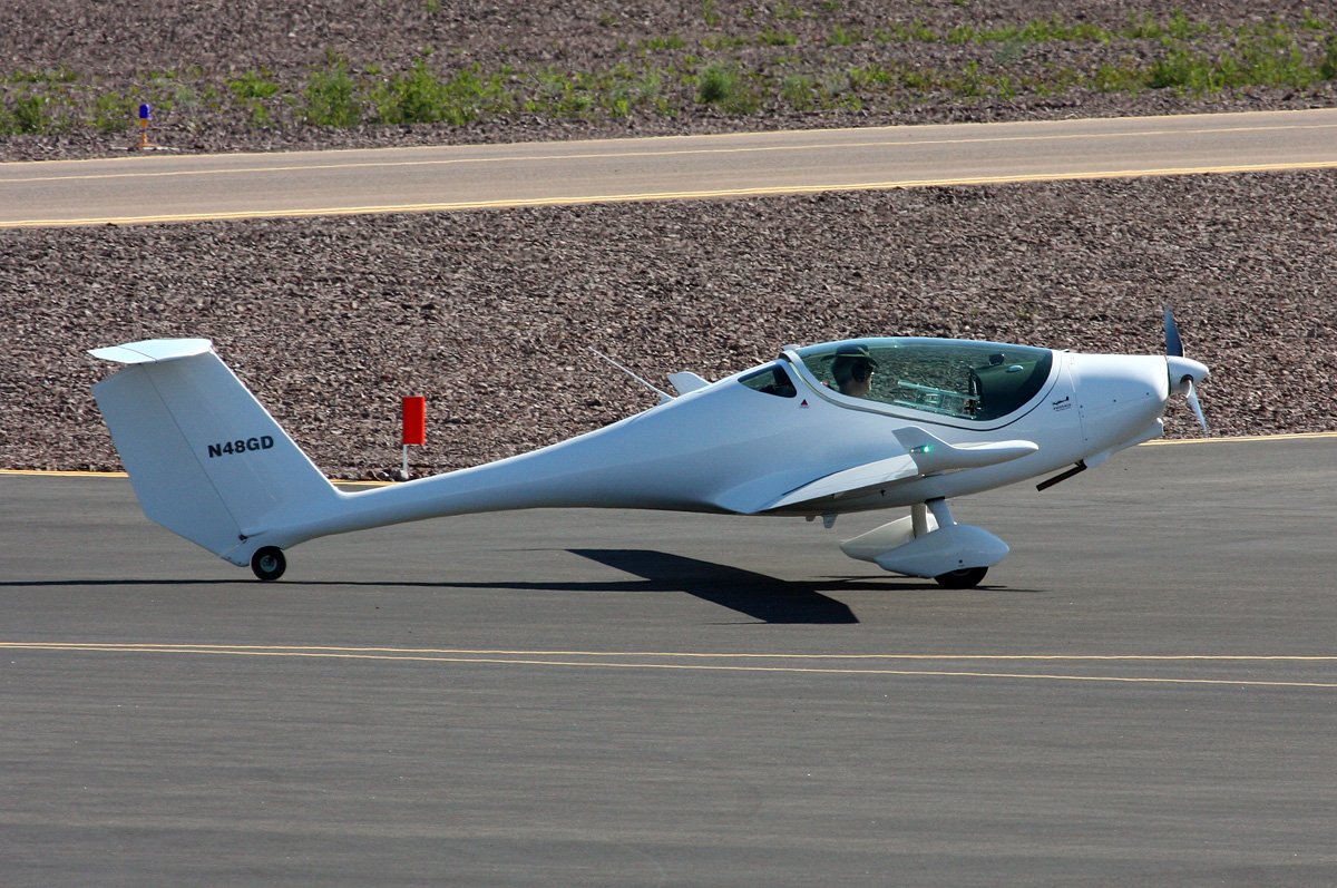 Phoenix Air s.r.o. U-15 Phoenix — general aviation