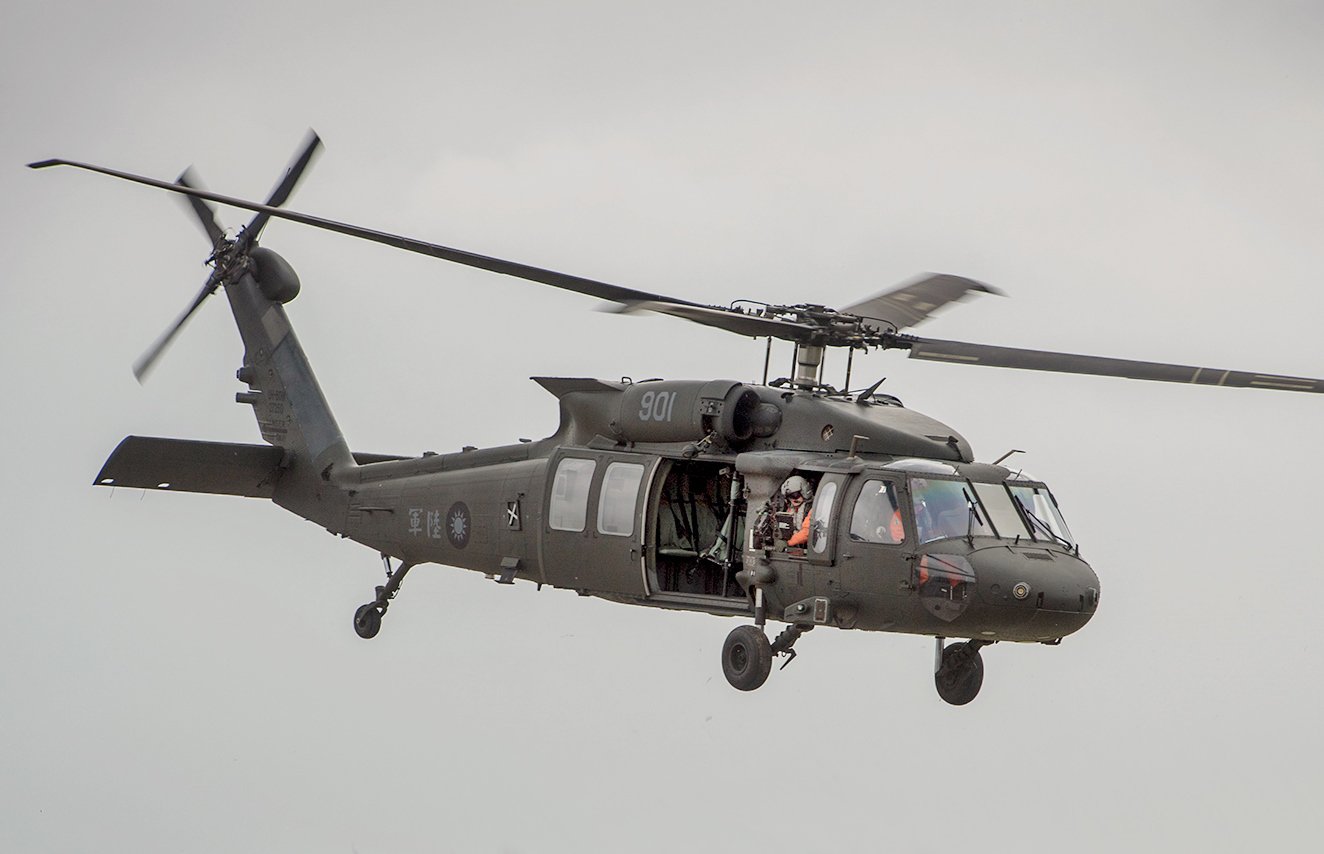 Sikorsky Aircraft UH-60M Black Hawk — transport