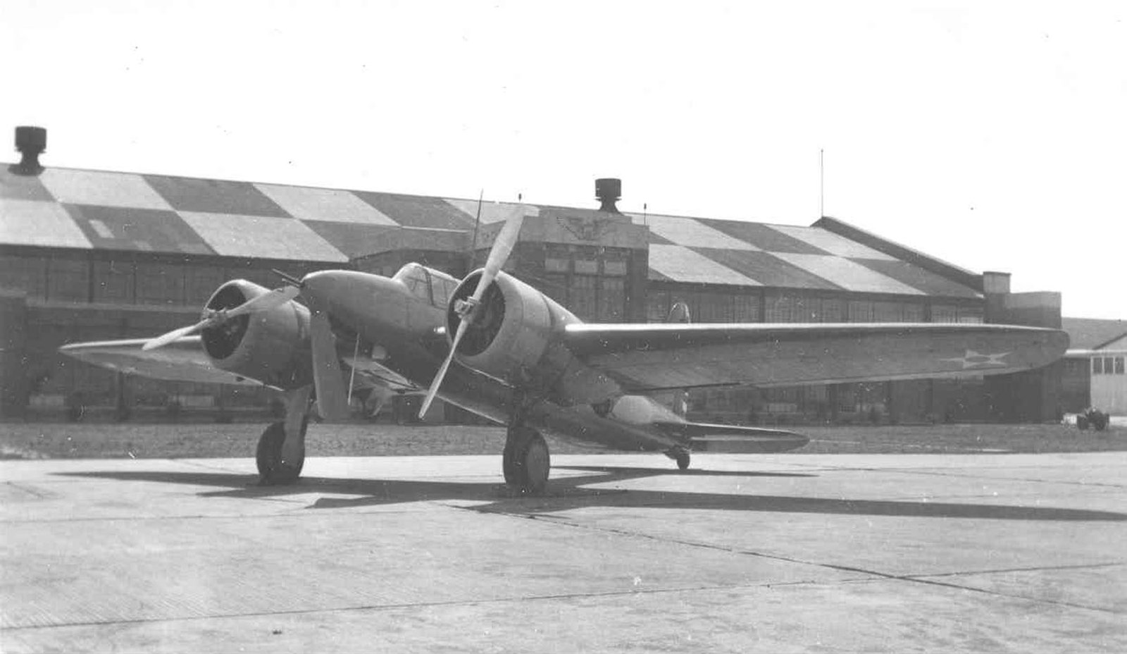 Curtiss Aeroplane & Motor Company Curtiss XA-14 — attack
